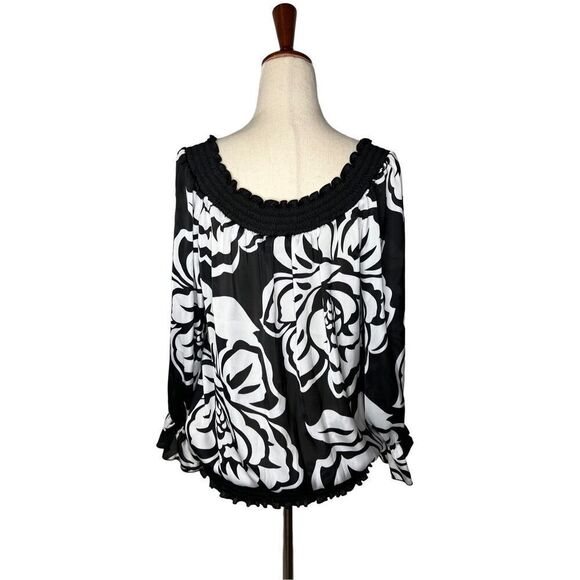 Signature by Larry Levine top women’s size Small black & white sheer long sleeve - Picture 2 of 7